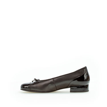 Ballerines noires en combinaison cuirs