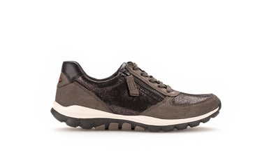 Baskets grises en cuir
