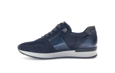 Baskets bleues en cuir