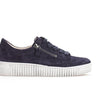 Baskets bleues en cuir