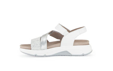 Sandales blanches en cuir (semelle amovible)