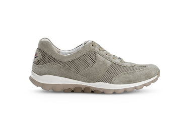Baskets vertes ajourées en nubuck