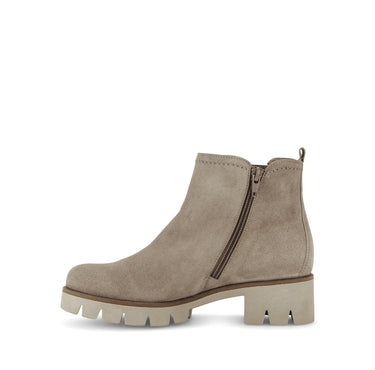 Bottines beiges en cuir velours