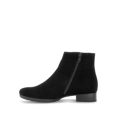 Bottines noires en cuir velours
