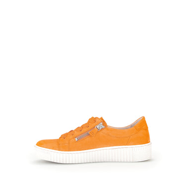 Baskets orange en cuir velours