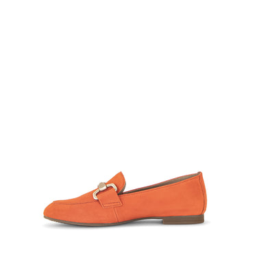Mocassins orange en cuir velours