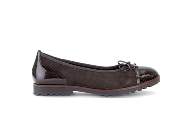 Ballerines marron en nubuck et vernis