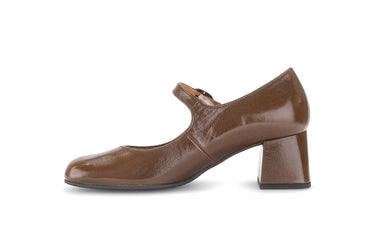 Escarpins marron en cuir verni