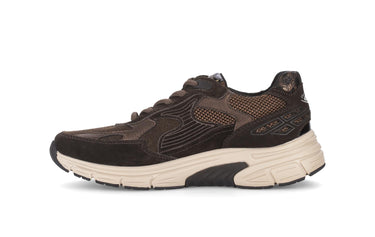 Baskets marron en daim