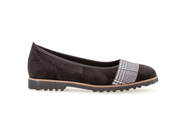 Ballerines modernes noires en velours