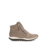 Basket montantes taupes en cuir nubuk