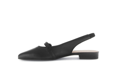 Escarpins à bride arrière noire en cuir lisse
