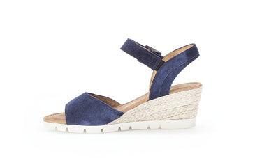 Sandales bleues en velours
