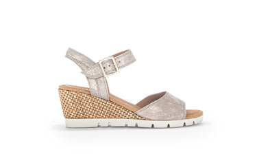 Sandales beige-dorées en cuir métallisé