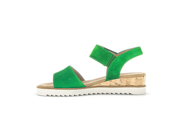 Sandales vertes en cuir velours