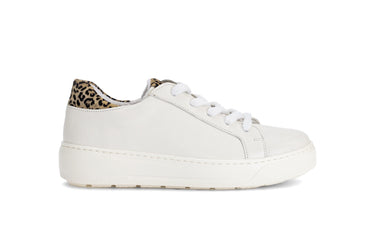 Baskets blanches en cuir