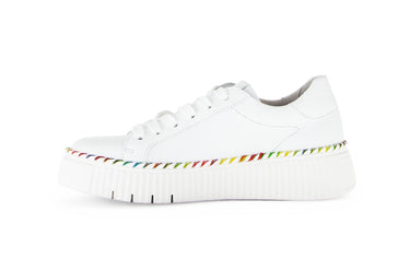 Baskets blanches en cuir lisse