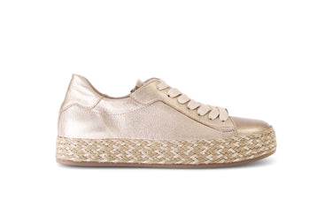 Baskets beiges en cuir