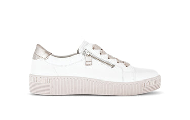 Baskets blanches en cuir lisse