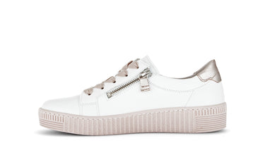 Baskets blanches en cuir lisse