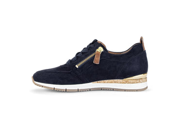 Baskets bleues en cuir velours