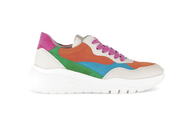 Baskets beiges en cuir imprimé