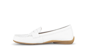 Mocassins blancs en cuir lisse