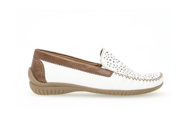 Mocassins blancs en cuir lisse