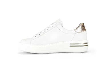 Baskets blanches en cuir lisse