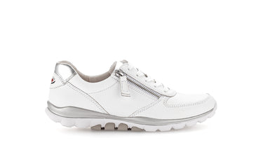 Baskets blanches en cuir lisse