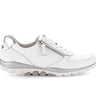 Baskets blanches en cuir lisse