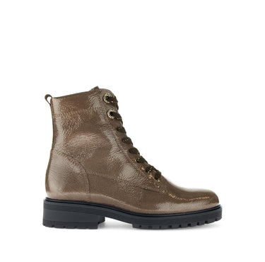 Bottines marron en cuir verni