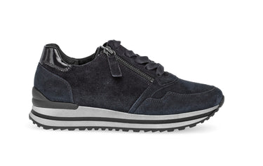 Baskets bleues en cuir