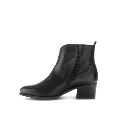 Bottines noires en cuir lisse