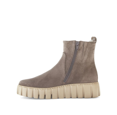 Bottines marron en cuir velours