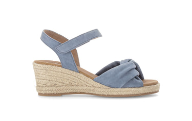 Sandales bleues en velours