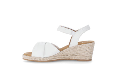 Sandales blanches en cuir