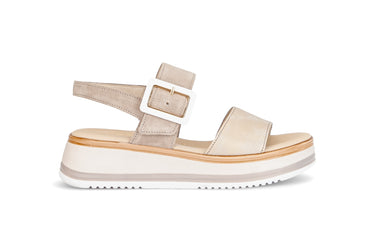 Sandales beiges en nubuck