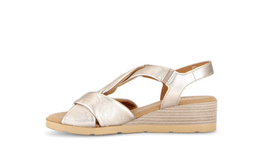Sandales dorées en cuir