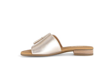 Mules dorées en cuir
