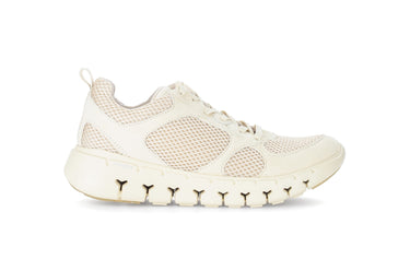 Baskets blanches en textile et nubuck