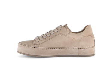 Baskets beiges en cuir