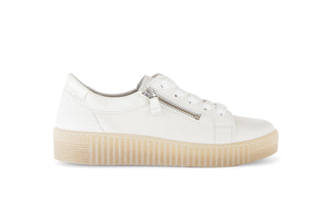 Baskets blanches en cuir lisse