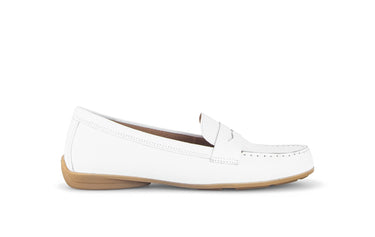 Slip-ons blancs en cuir lisse