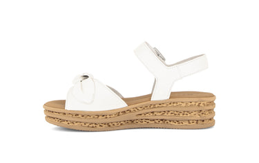 Sandales blanches en cuir lisse