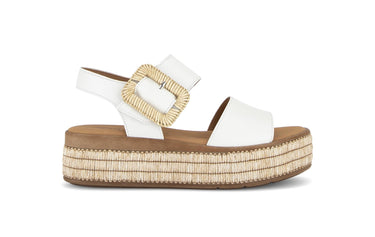 Sandales crème en cuir