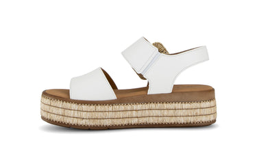Sandales crème en cuir
