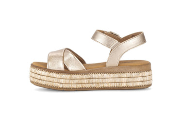 Sandales dorées en cuir