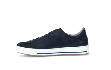 Baskets bleues en velours