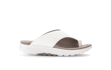Sandales blanches en cuir imprimé